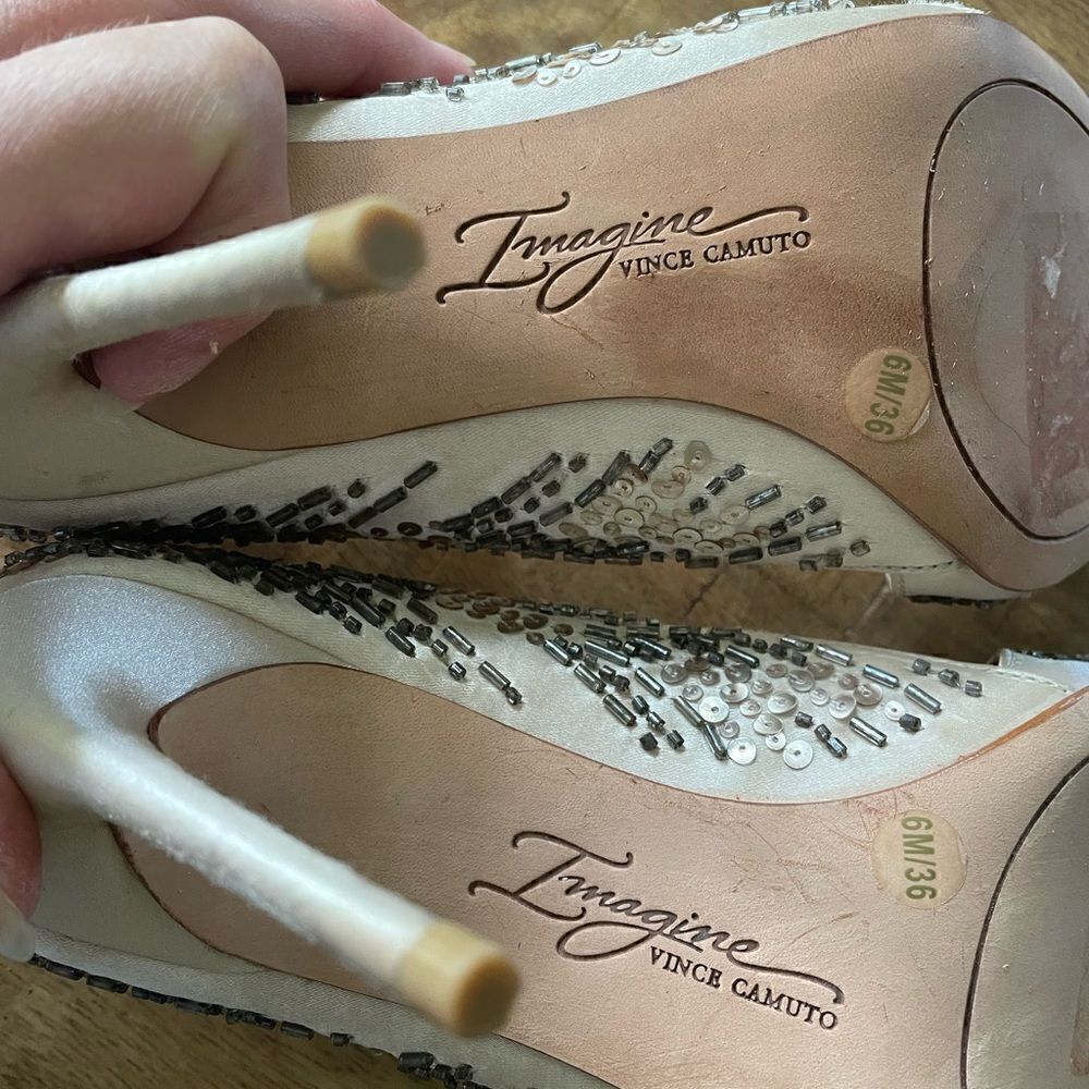 NWOT Imagine Vince Camuto high heel shoes - Picture 4 of 5